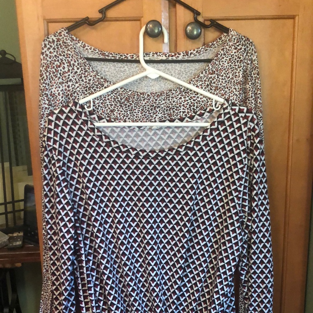 These are very comfy Como Blu casual tops